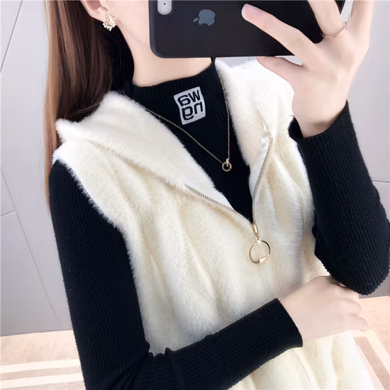 Outer Wear Hooded Plush Vest Female 2023 New Autumn and Winter Loose Vest Imitation Mink Velvet Knitted Coat Clip