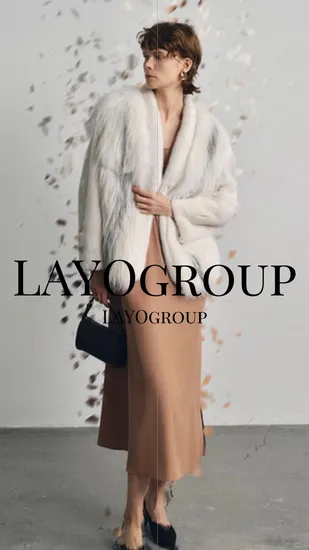 Wholesale High Quality Women Customized Fur Clothes Women Winter Luxury Brand Women Fox Fur Coat with Mink Fur Sleeves 